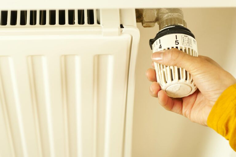 Effizienz und Kosten im Überblick Ölheizung Vergleich Wirtschaftlichkeit Effizienz und Kosten im Vergleich moderner Ölheizungen und alternativer Wärmepumpen