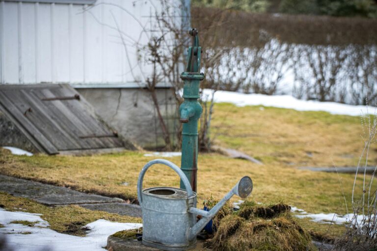 Warmwasser Wärmepumpe in moderner Wohnung zur energieeffizienten Warmwasserbereitung