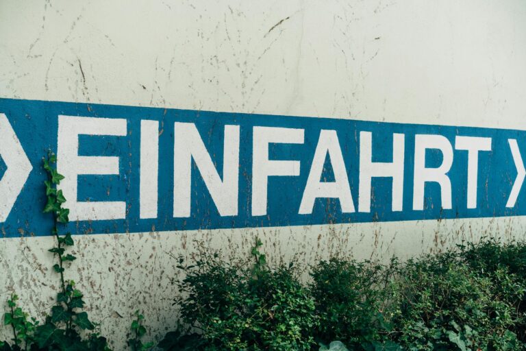 Wie Weishaupt Wärmepumpen mit frostigen Temperaturen umgehen Weishaupt Wärmepumpe im Winterbetrieb mit Frostschutz bei niedrigen Temperaturen
