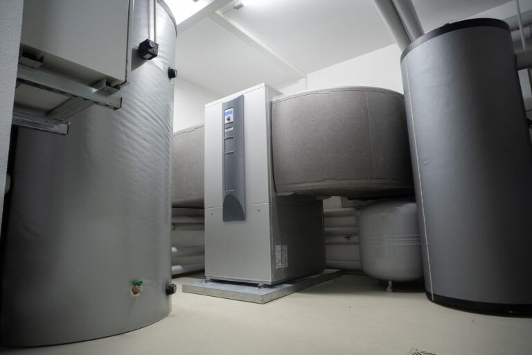 Wärmepumpe im Bestandsbau: Planung und Installation Wärmepumpe im Bestandsbau: Planung und Installation